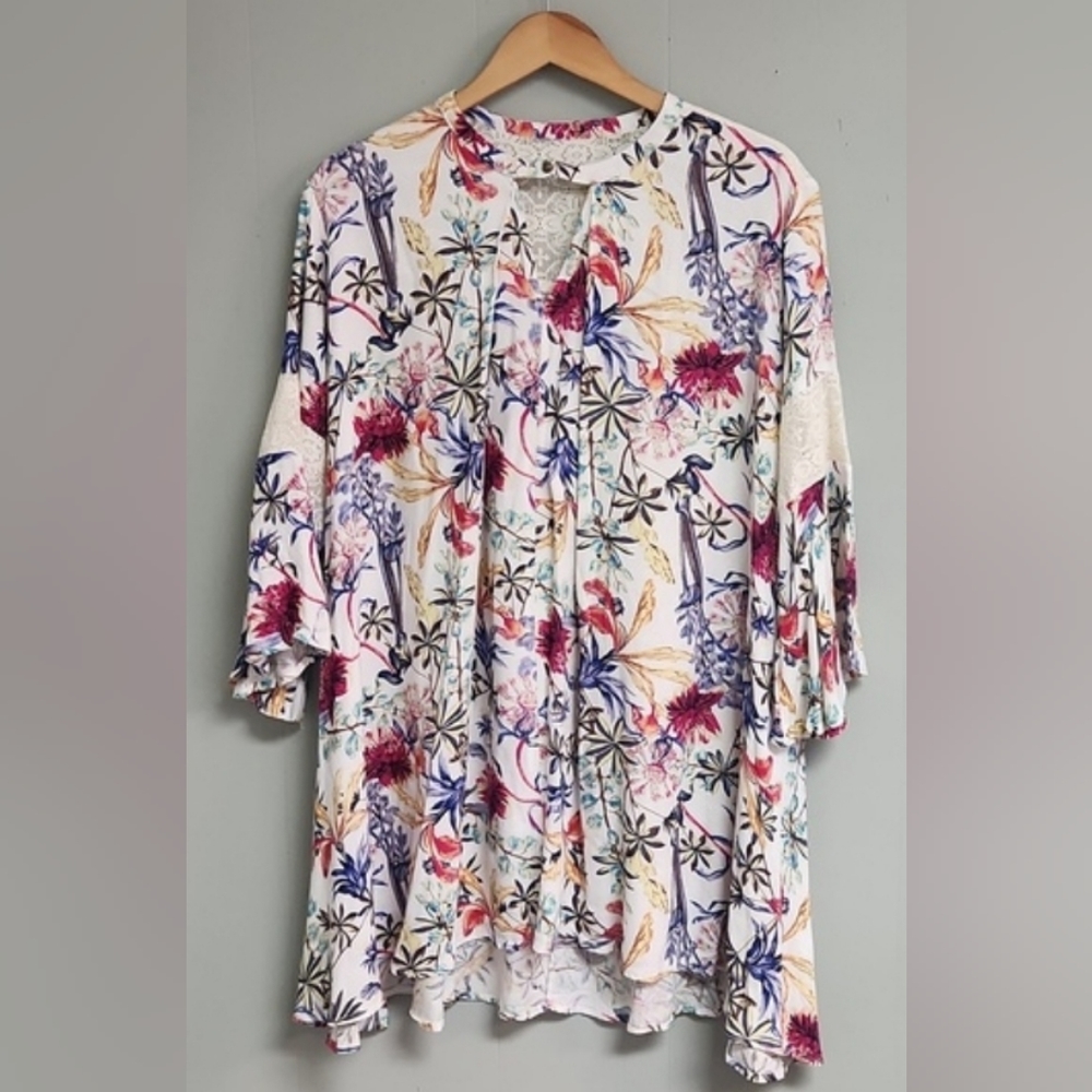 Umgee Floral Lace Boho Dress Size Large.  NWT